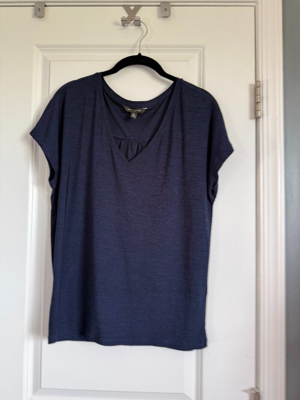 BANANA REPUBLIC Navy Blue V-Neck Short Sleeve Gathered Back Top Medium